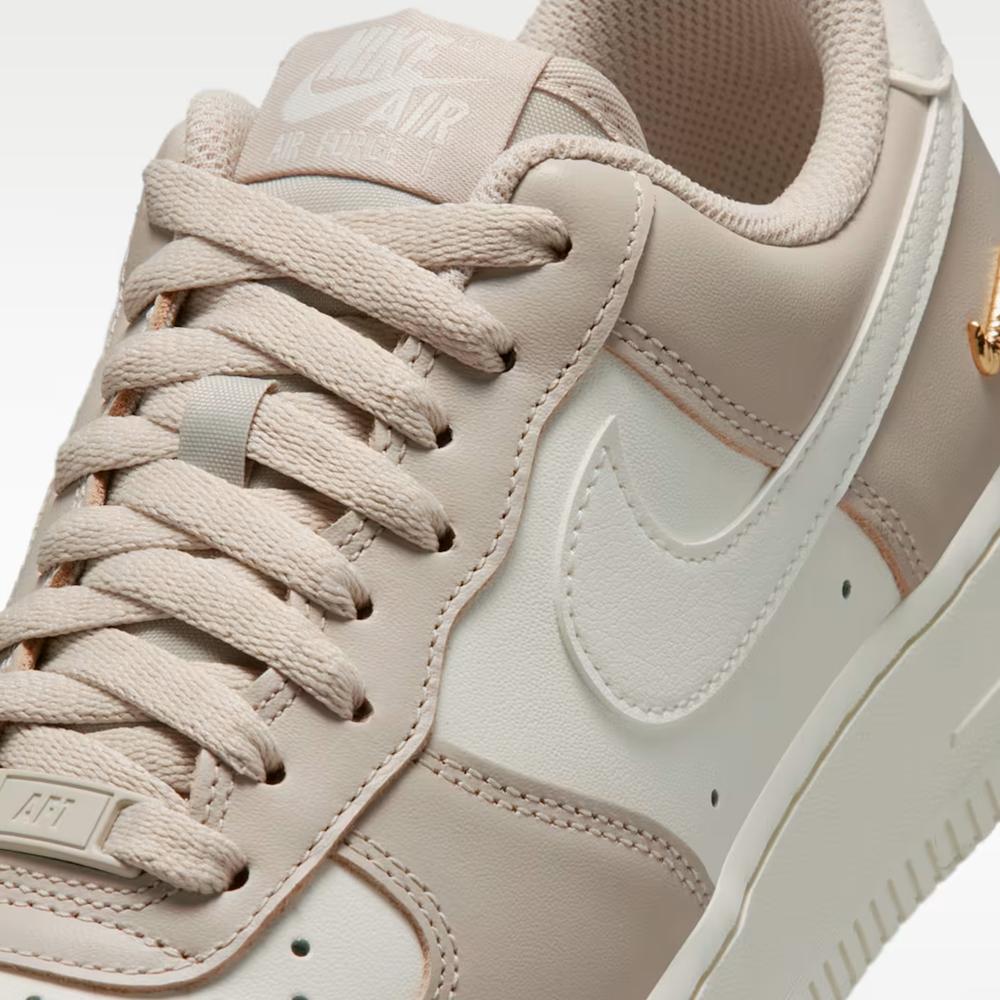 Buty damskie Nike Air Force 1 '07 IV5197-200 - beżowe