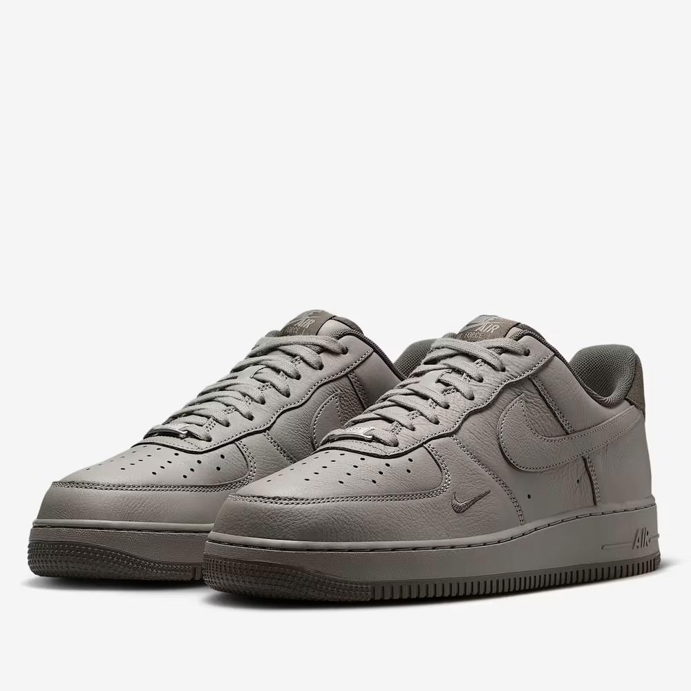 Buty męskie Nike Air Force 1 '07 LV8 HM9483-300 - szare