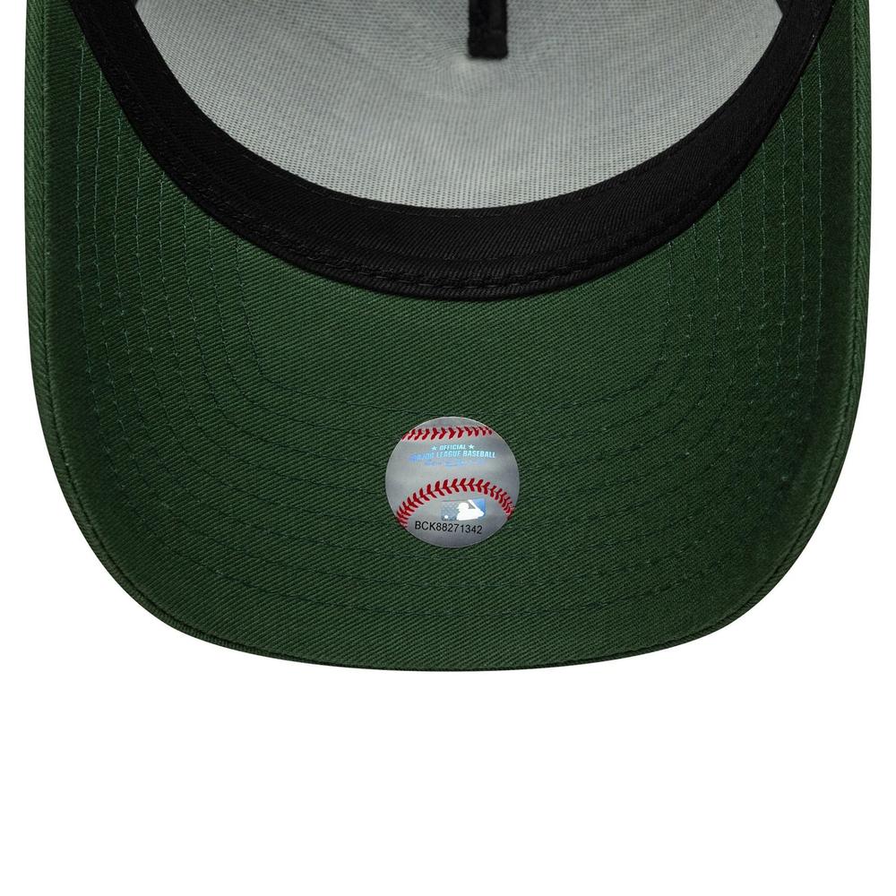 Czapka unisex New Era Yankees MLB League Essential Beige 9FORTY E-Frame 60771719 - zielona