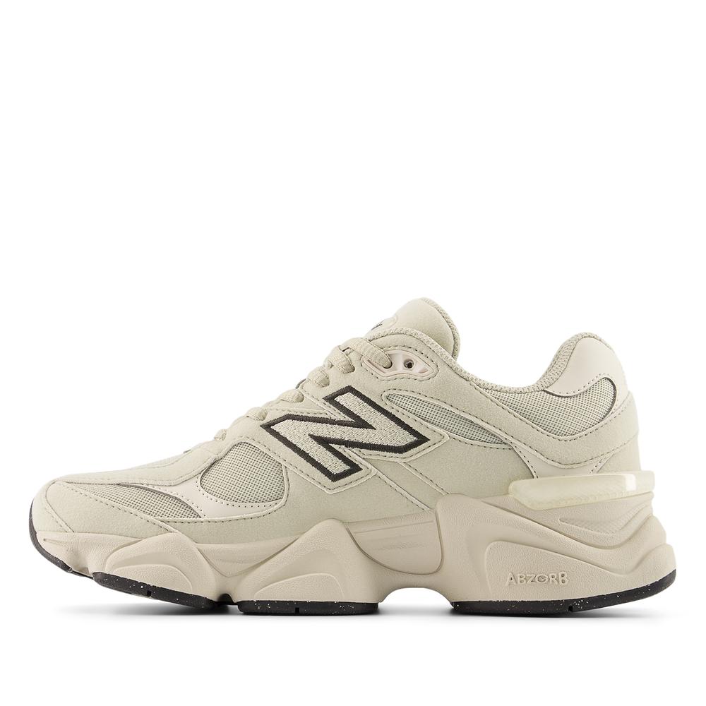Buty młodzieżowe New Balance G90607GY - beżowe