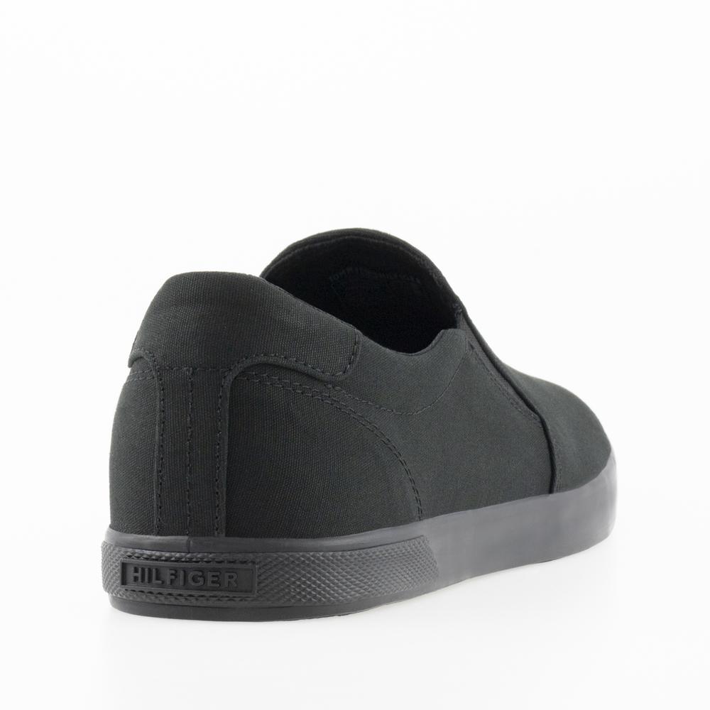 Buty Tommy Hilfiger Iconic Slip On FM0FM00597-0GK - czarne