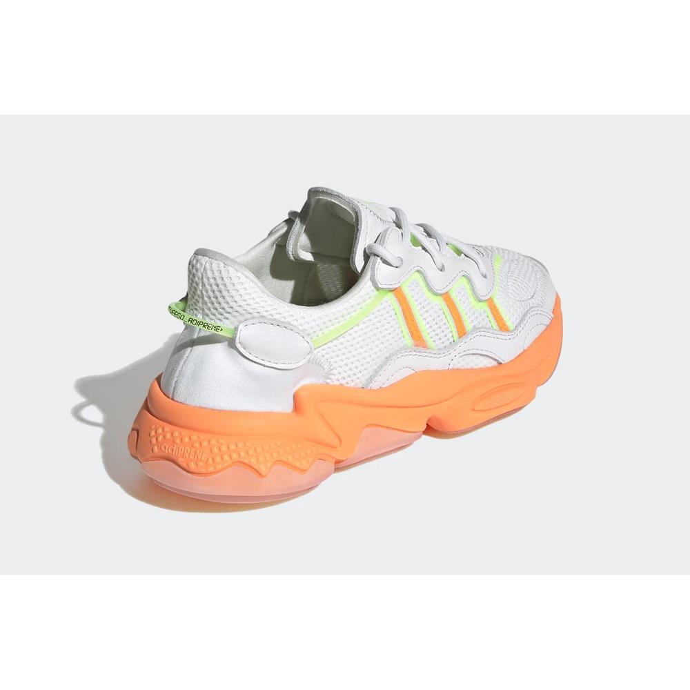 ADIDAS ORIGINALS OZWEEGO > FV9748