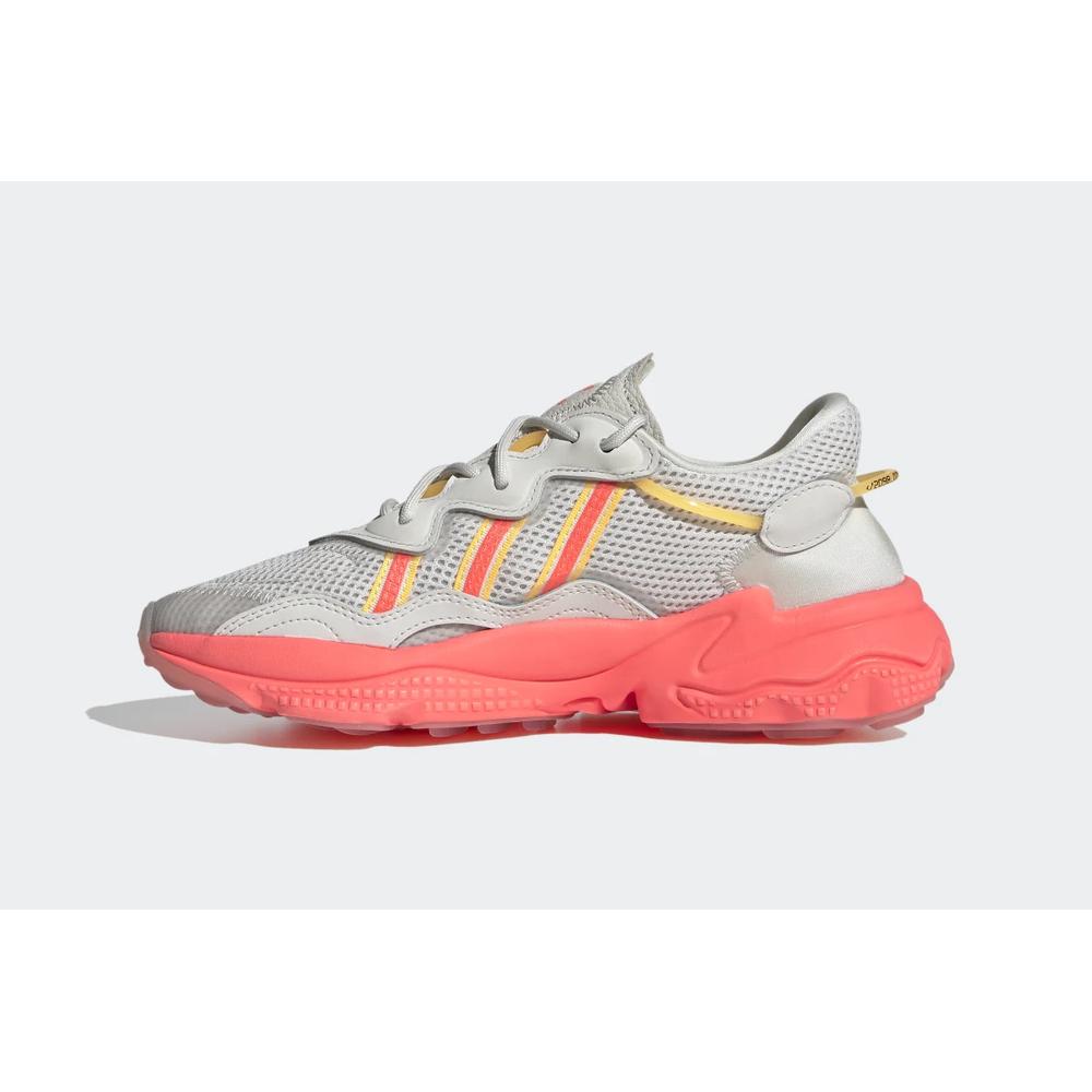 ADIDAS ORIGINALS OZWEEGO > FV9747