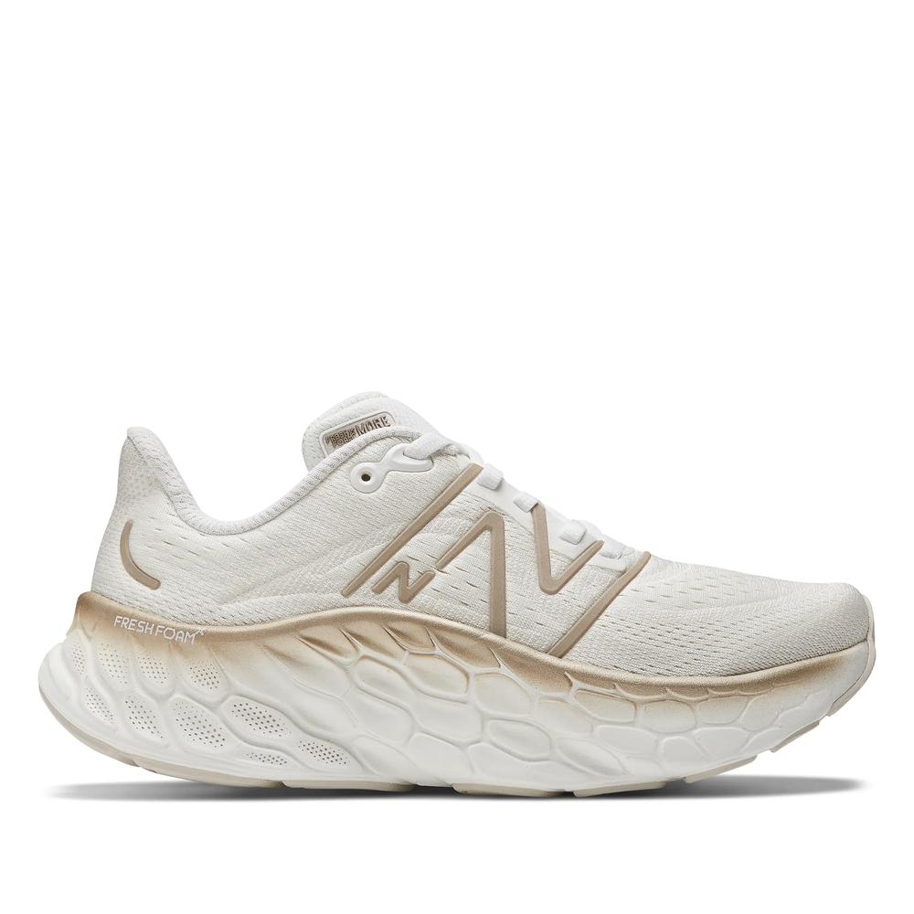 Buty New Balance Fresh Foam More v4 WMORCW4 - beżowe