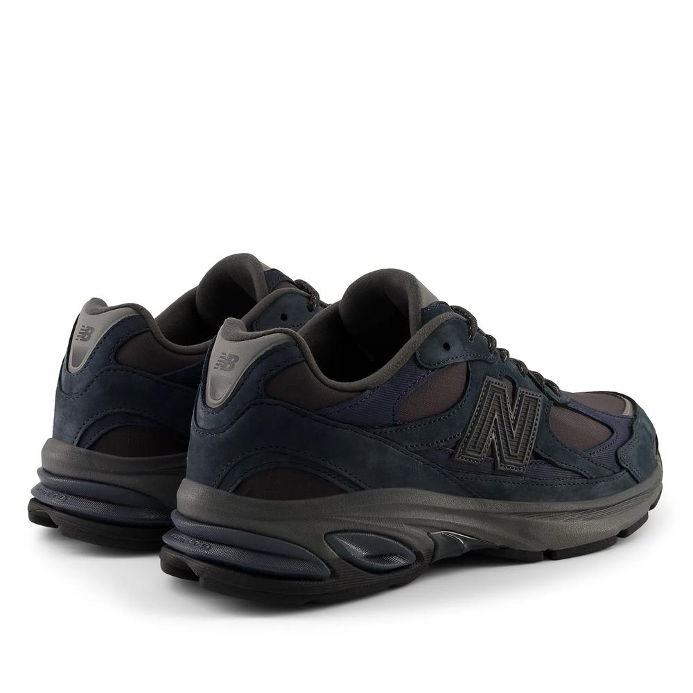 Buty unisex New Balance U201052C - czarne