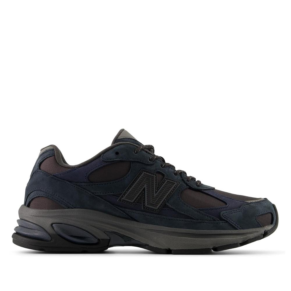 Buty unisex New Balance U201052C - czarne