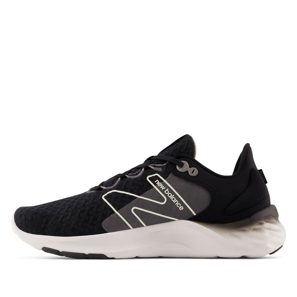 Buty New Balance Fresh Foam Roav v2 MROAVHK2 - czarne