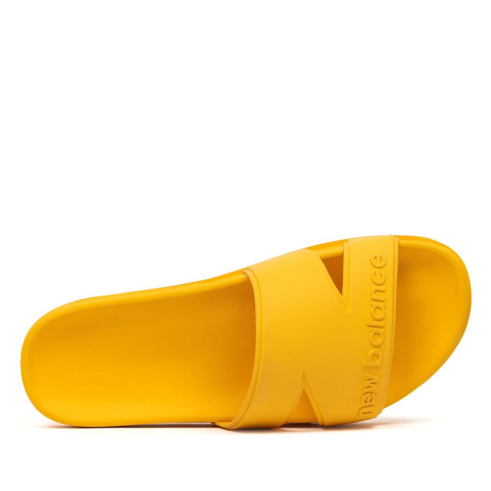 Klapki New Balance SUF20SC1 - pomarańczowe