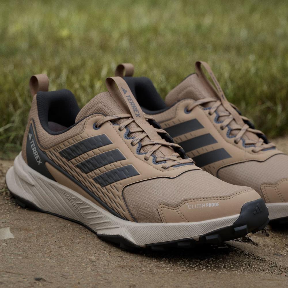 Buty męskie adidas Terrex Tracefinder 2 Climaproof JR7771 - brązowe