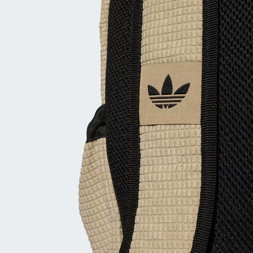 Plecak adidas Originals Classic JW1186 - beżowy