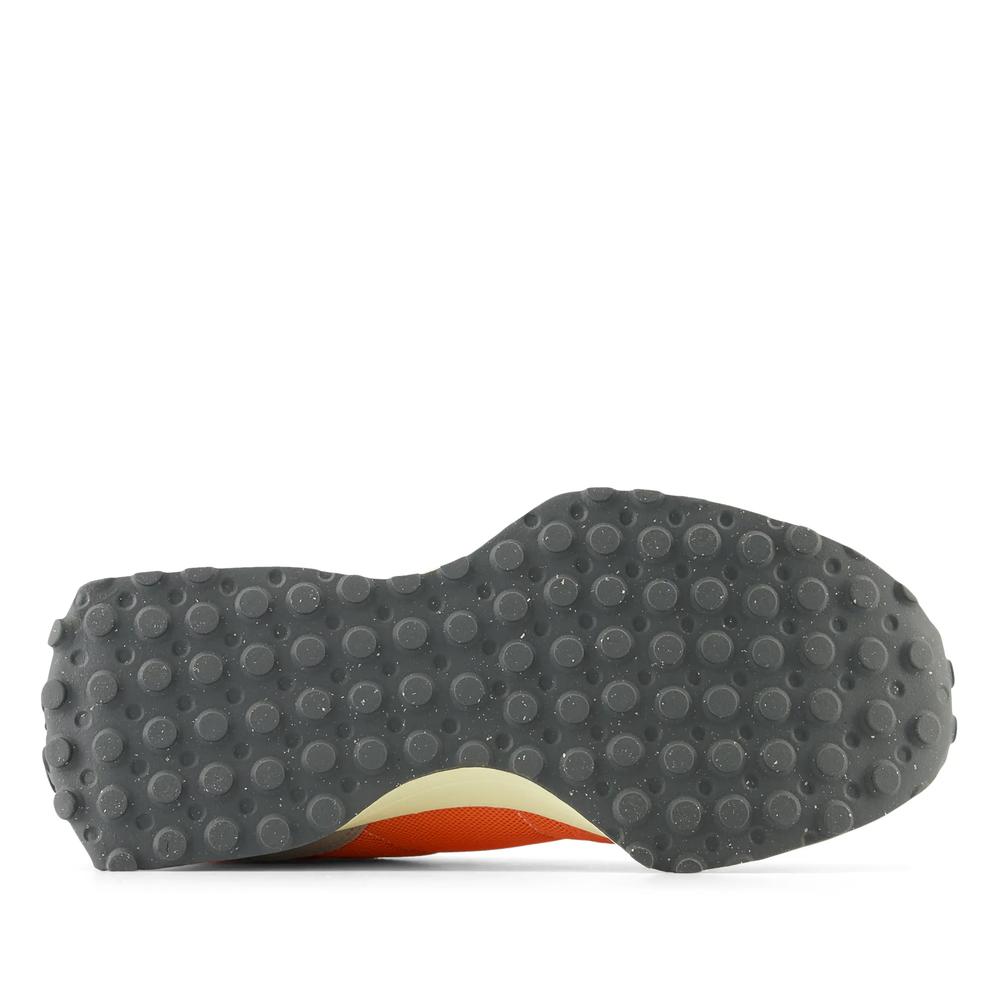 Buty New Balance GS327RF - pomarańczowe