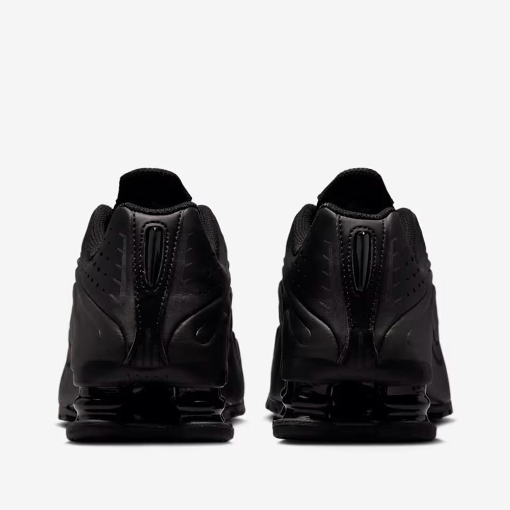 Buty młodzieżowe Nike Shox R4 CW2626-003 - czarne