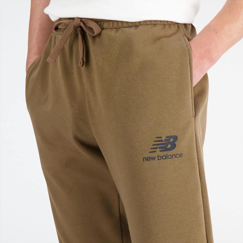 Spodnie New Balance MP31539DHE - brązowe