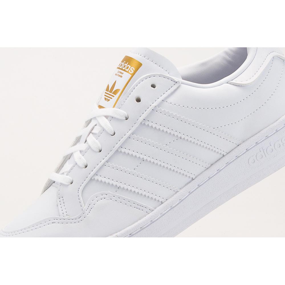 ADIDAS TEAM COURT SHOES > EF6809