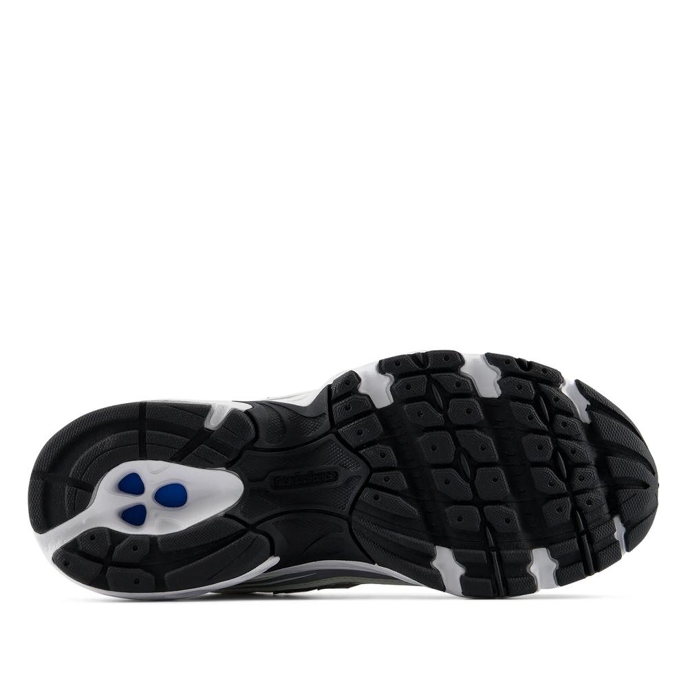 Buty młodzieżowe New Balance G7402A3 - beżowe