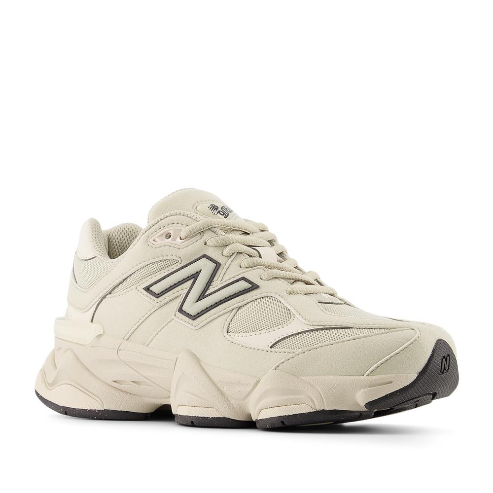 Buty młodzieżowe New Balance G90607GY - beżowe