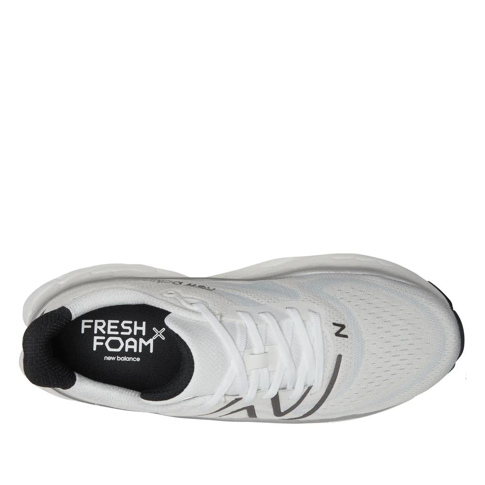 Buty New Balance Fresh Foam More v3 MMORCW4 - białe