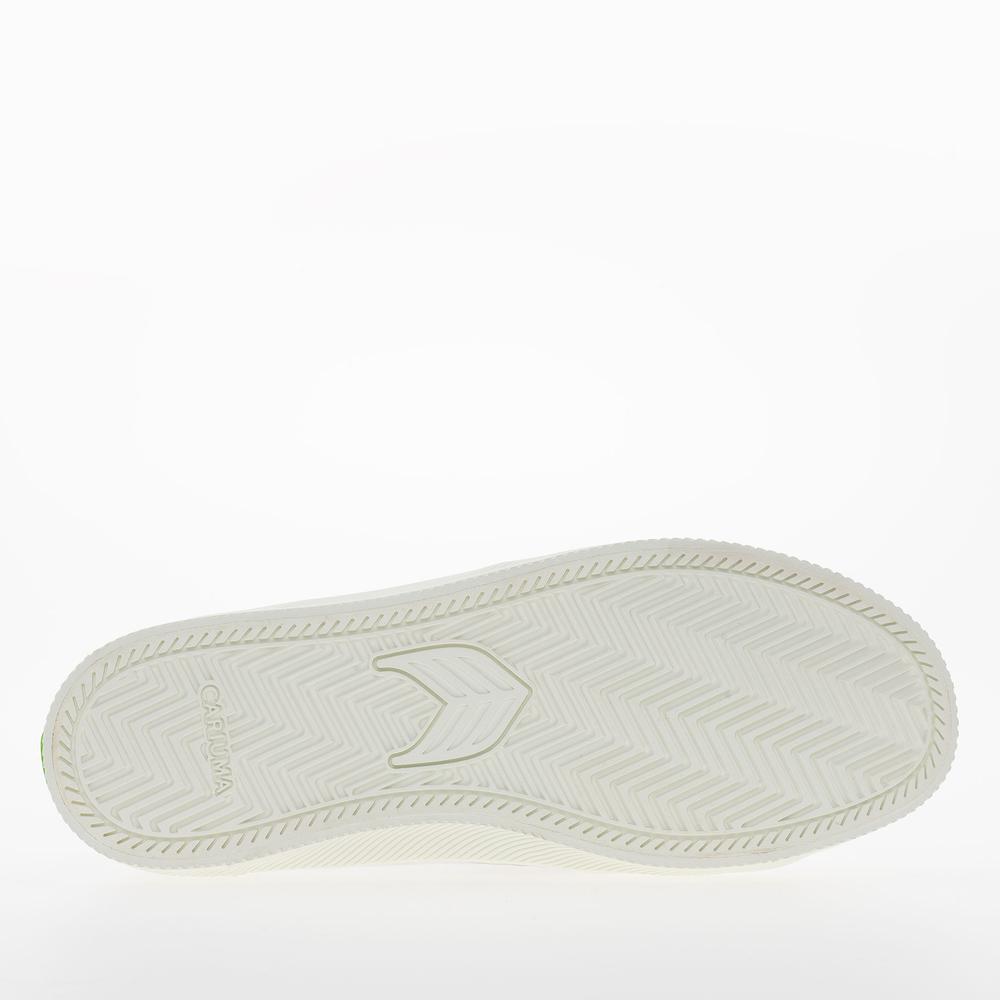 Buty damskie Cariuma Salvas 411304W26 - białe
