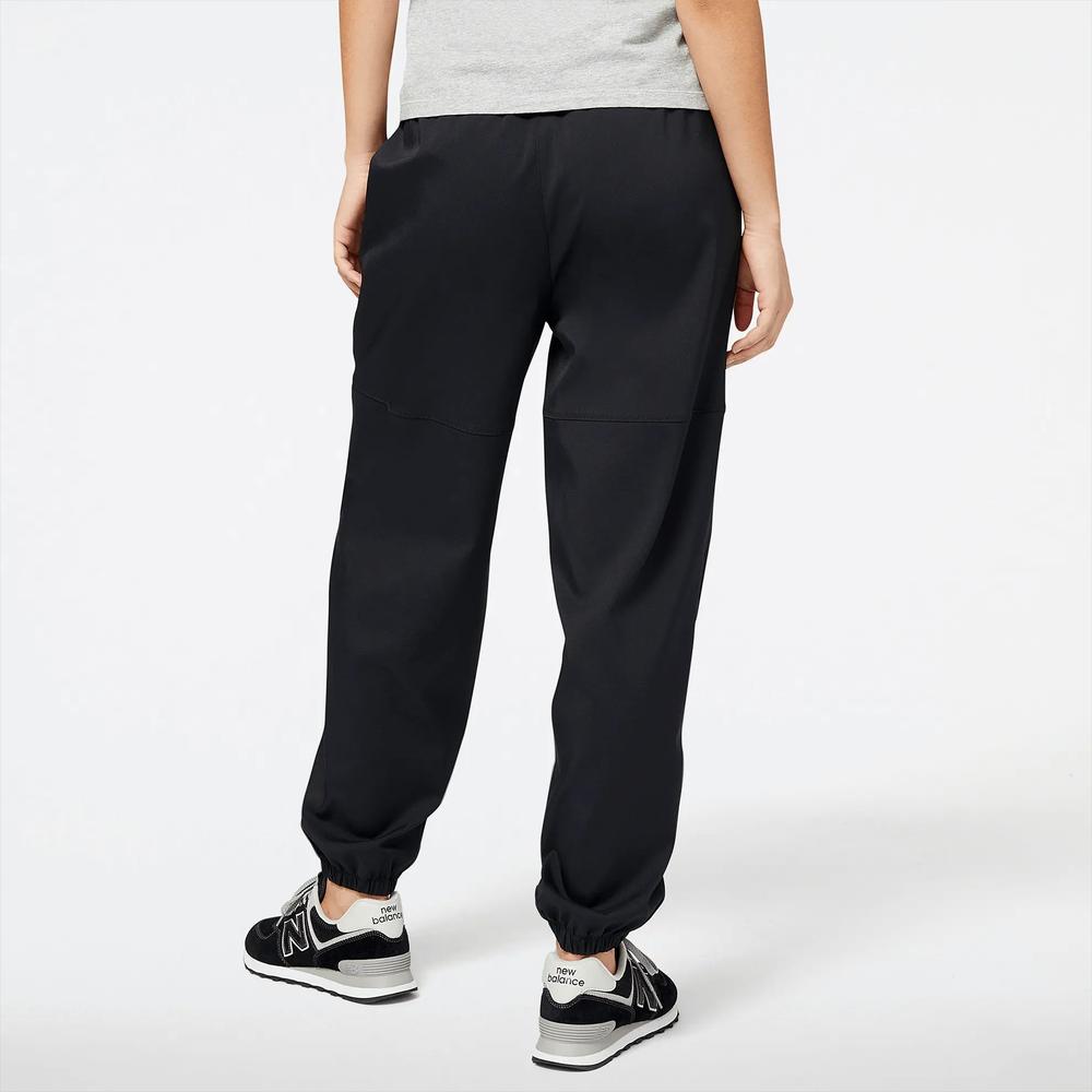 Spodnie New Balance WP23506BK - czarne