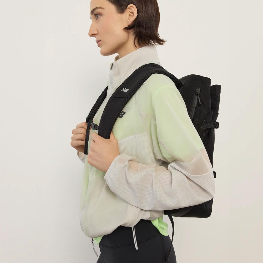 Kurtka damska New Balance WJ61J326GYM - szara