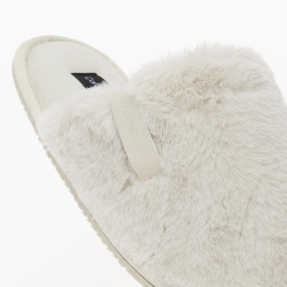 Buty Calvin Klein Hotel Slipper Fur After Glow YW0YW01593-ACF - białe