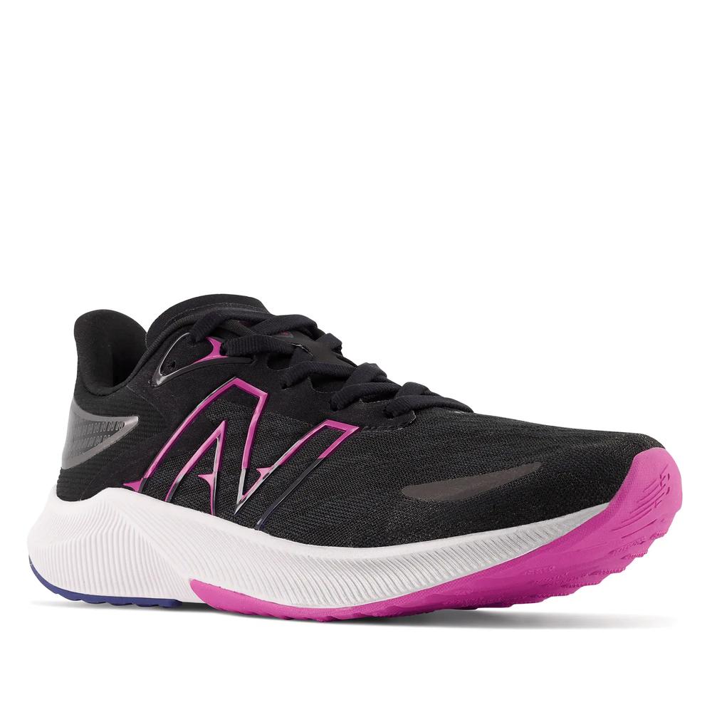 Buty New Balance FuelCell Propel v3 WFCPRCD3 - czarne