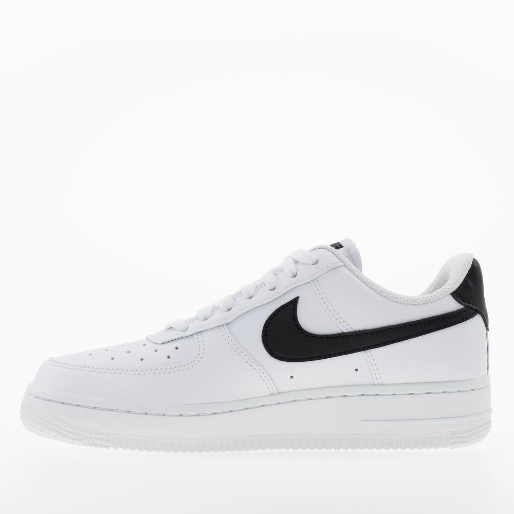 Buty damskie Nike Air Force 1 '07 DD8959-103 - białe