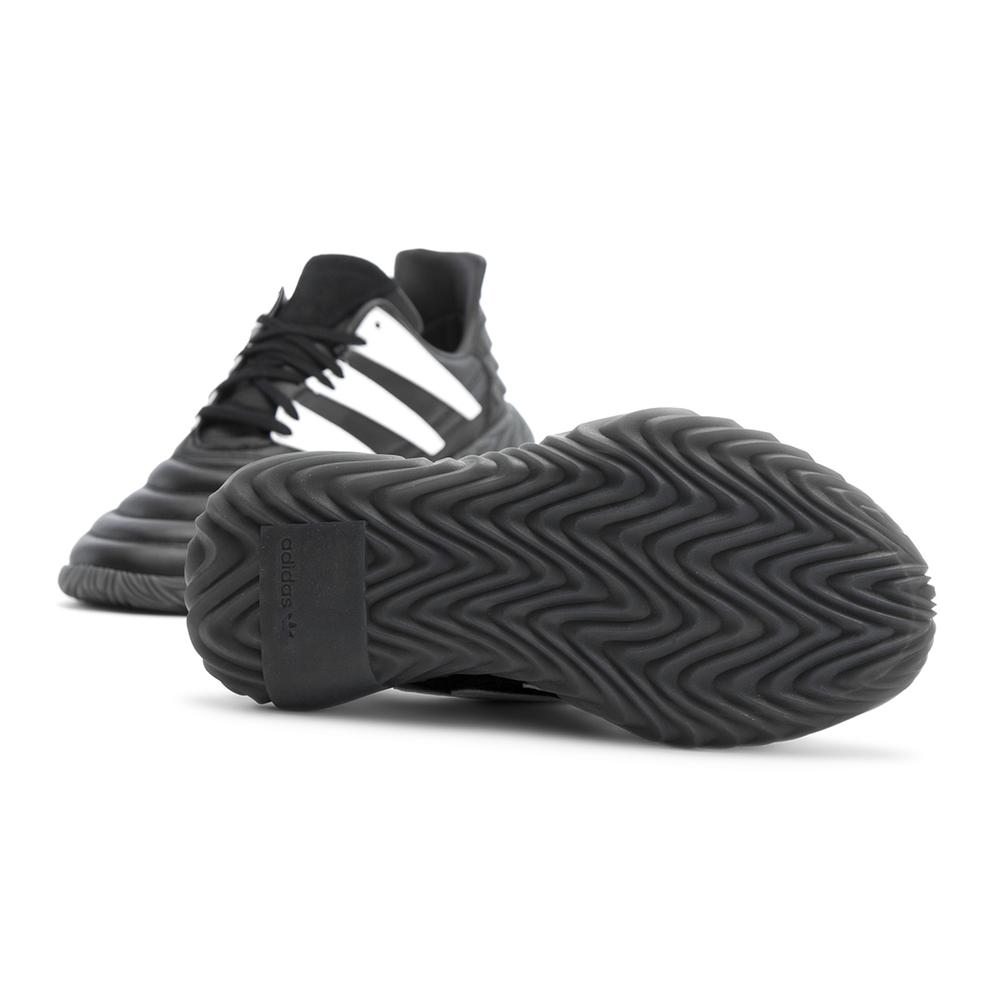 ADIDAS ORIGINALS SOBAKOV > EE5627