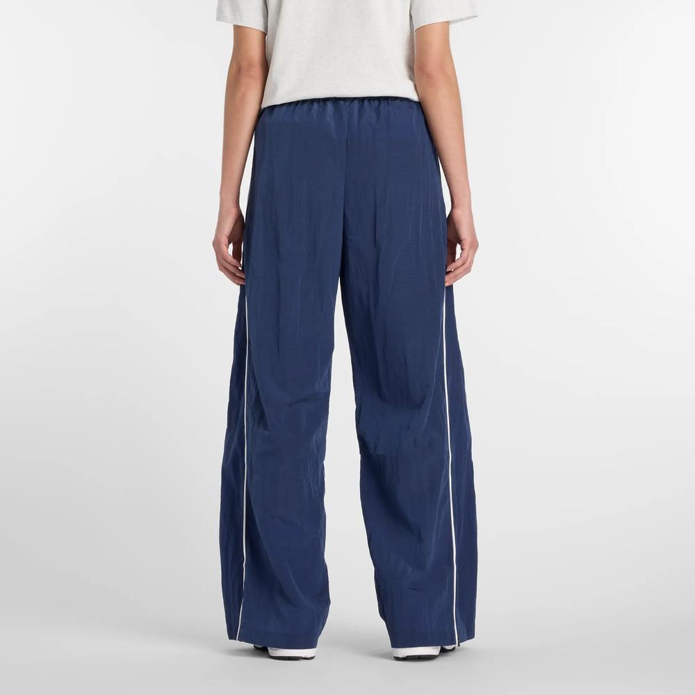 Spodnie damskie New Balance WB61Z1E6NNY  - granatowe