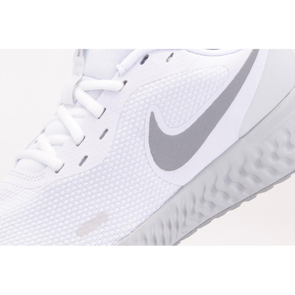 NIKE REVOLUTION 5 > BQ3204-100