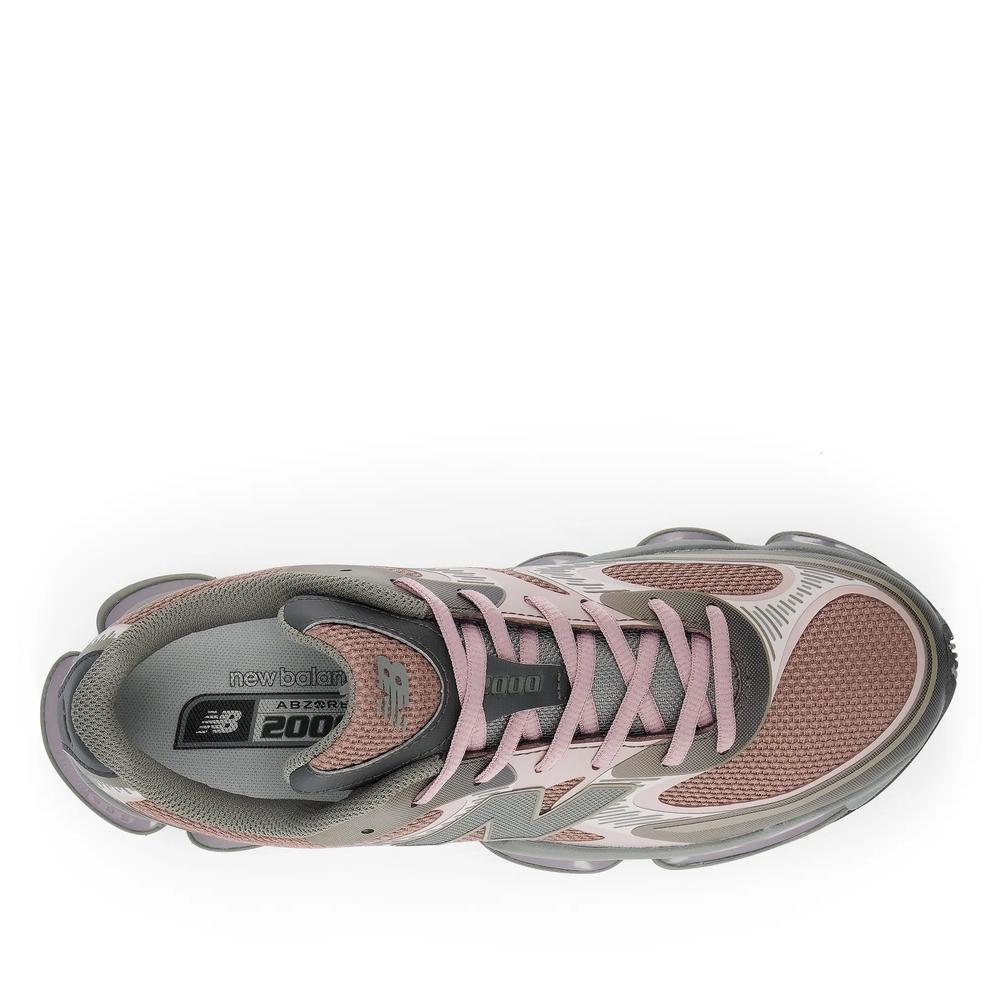 Buty unisex New Balance U20002T8 - brązowe