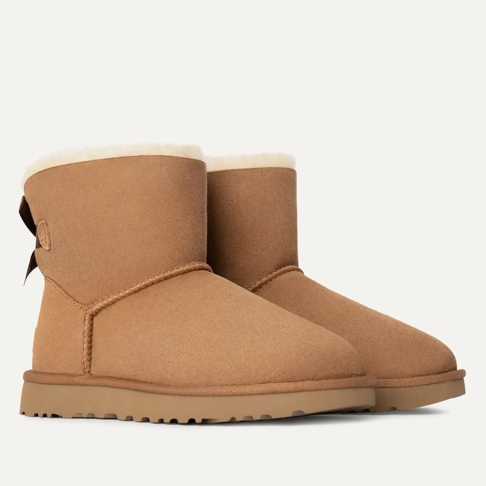 Buty damskie UGG W Mini Bailey Bow II 1016501-CHE - brązowe