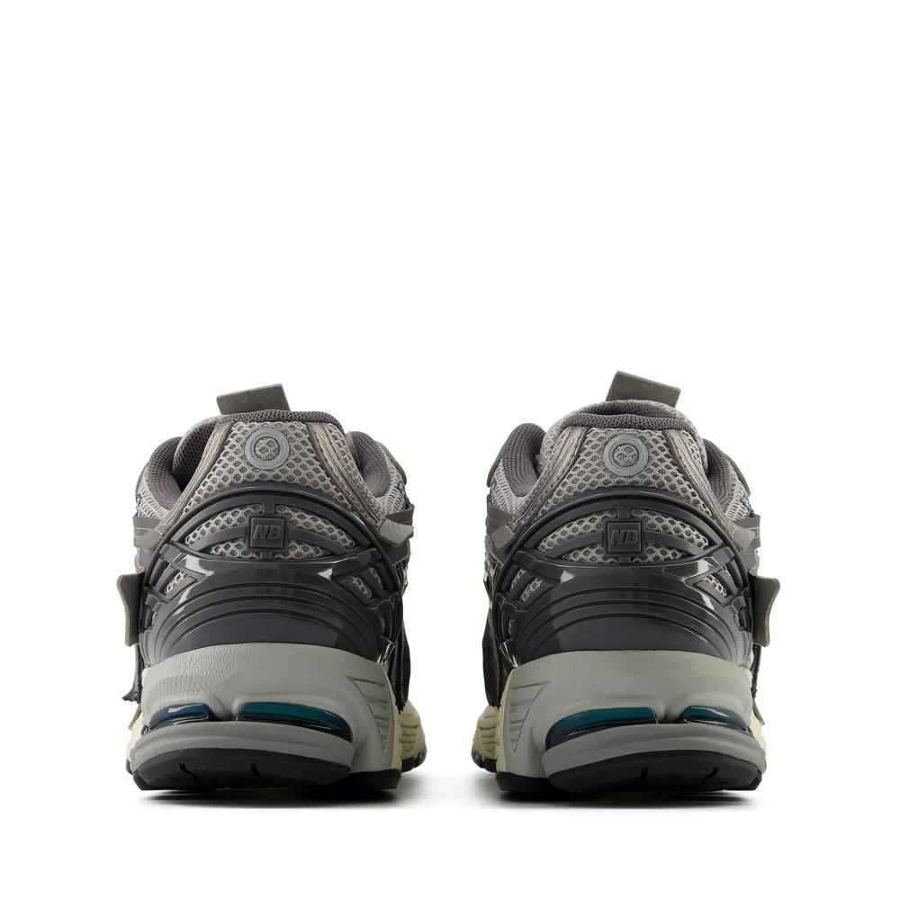 Buty unisex New Balance U19066U8 - brązowe