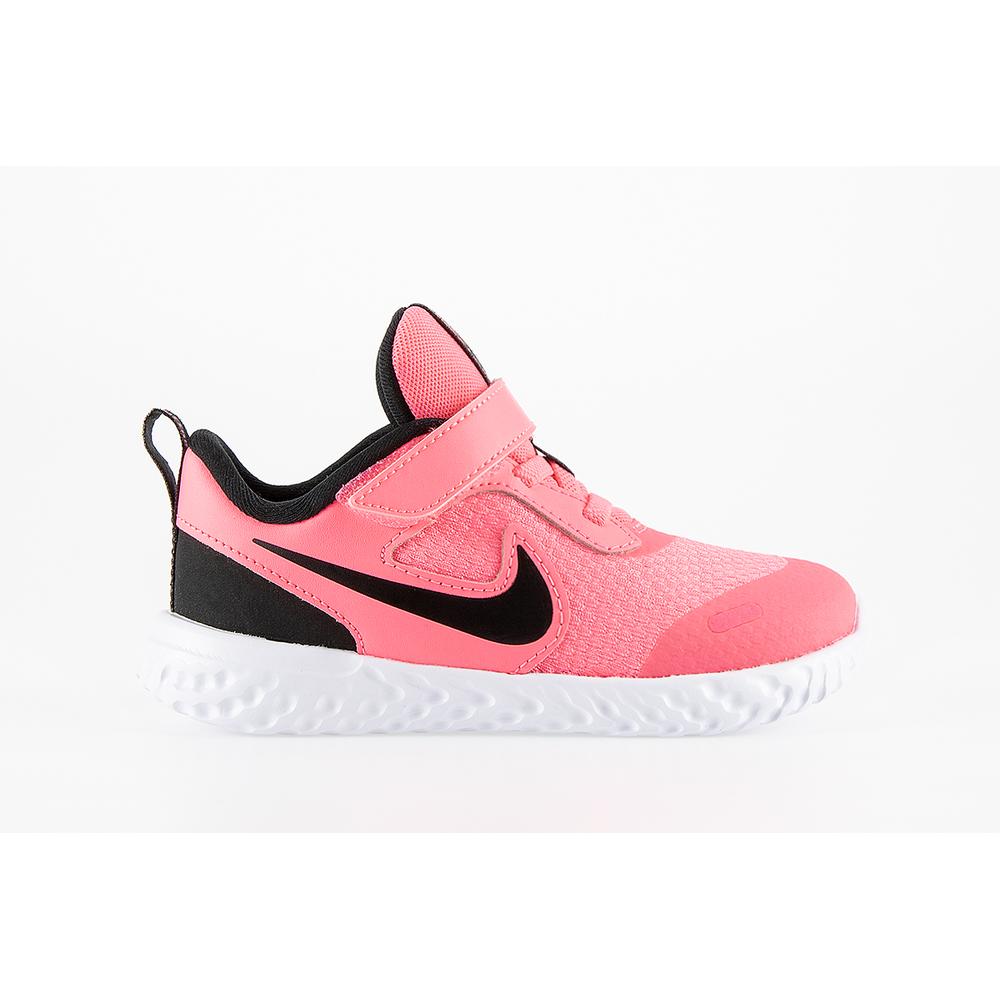 Nike Revolution 5 > BQ5673-602
