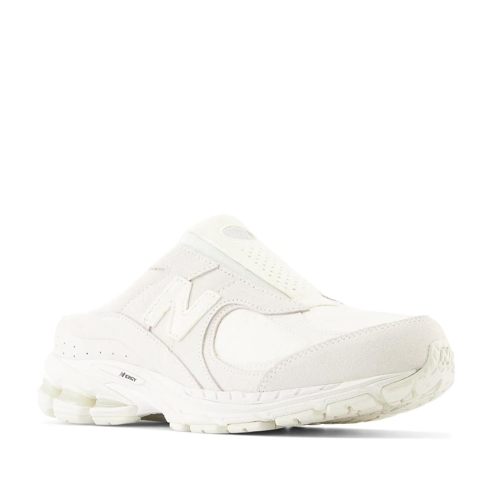 Buty New Balance M2002RMQ - białe