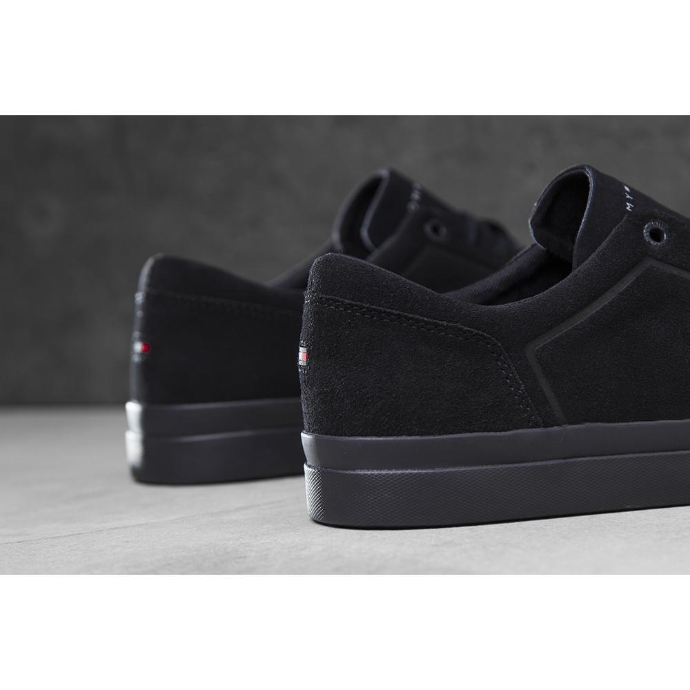 TOMMY HILFIGER CORPORATE SUEDE SNEAKER > FM0FM02090 403