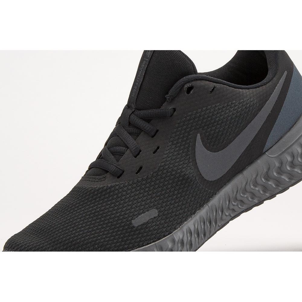 NIKE REVOLUTION 5 > BQ3204-001