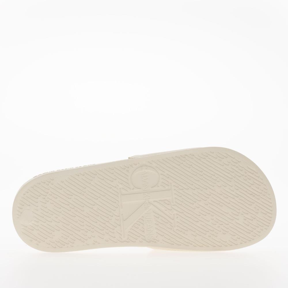 Klapki Calvin Klein Slide Monogram Hardware YW0YW01713-AEO - białe