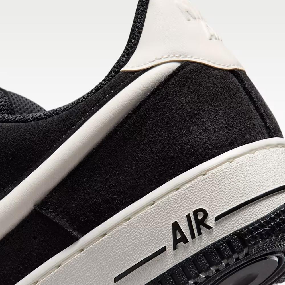 Buty męskie Nike Air Force 1 '07 LV8 IU7592-001 - czarne