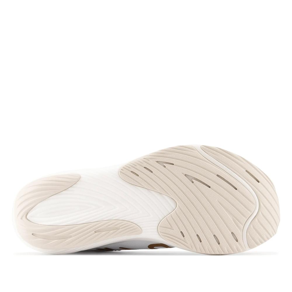 Buty New Balance FuelCell Rebel v3 Permafrost WFCXWW3 - białe