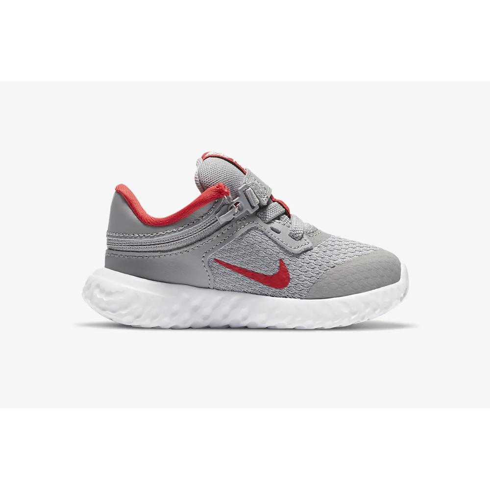 NIKE REVOLUTION 5 > CQ4651-013