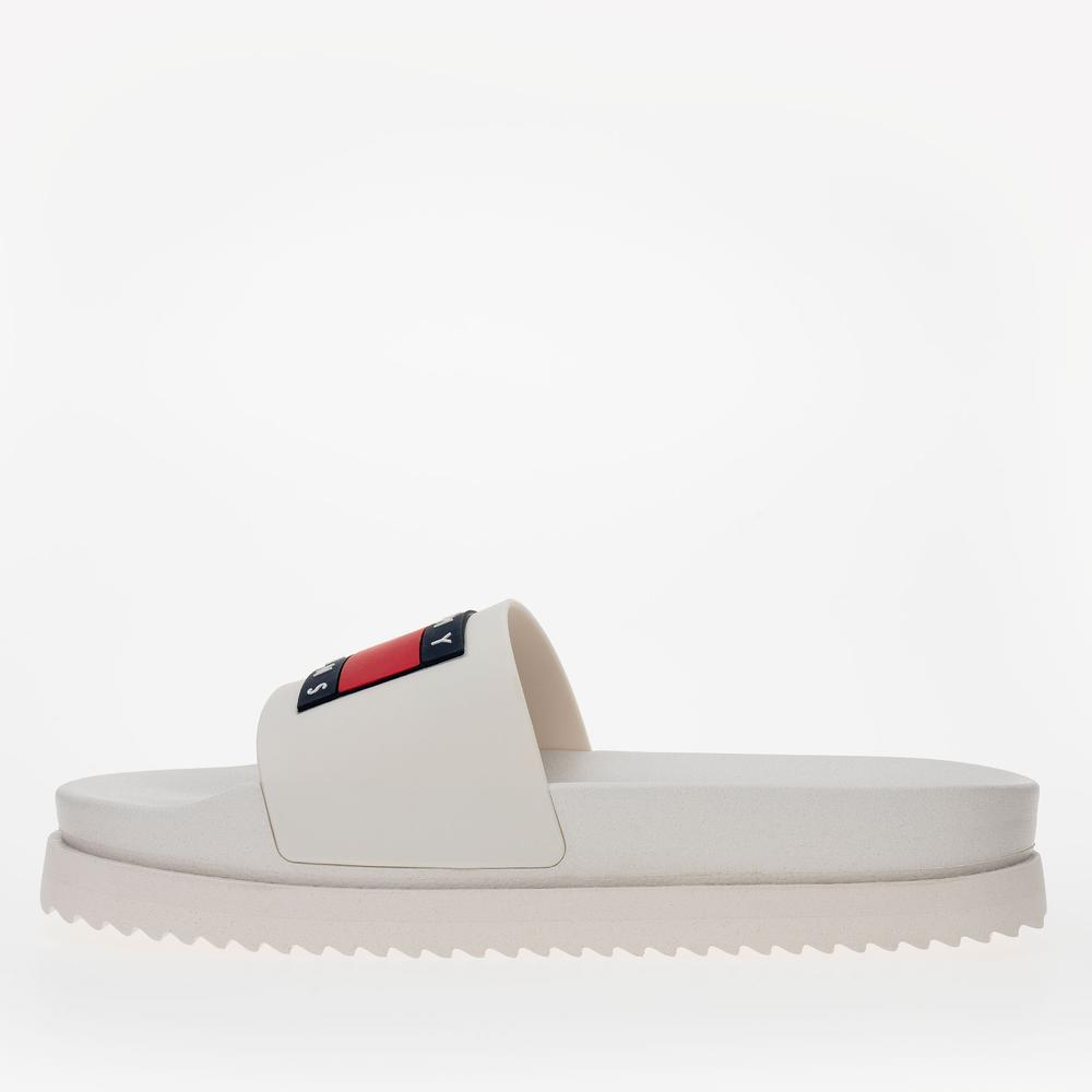 Klapki Tommy Jeans Elevated Flatform EN0EN02451-YBL - białe