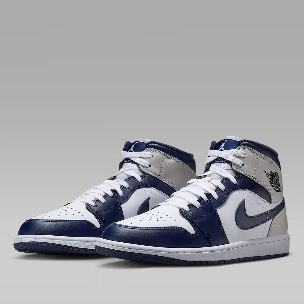 Buty męskie Air Jordan 1 Mid DQ8426-146 - biało-granatowe
