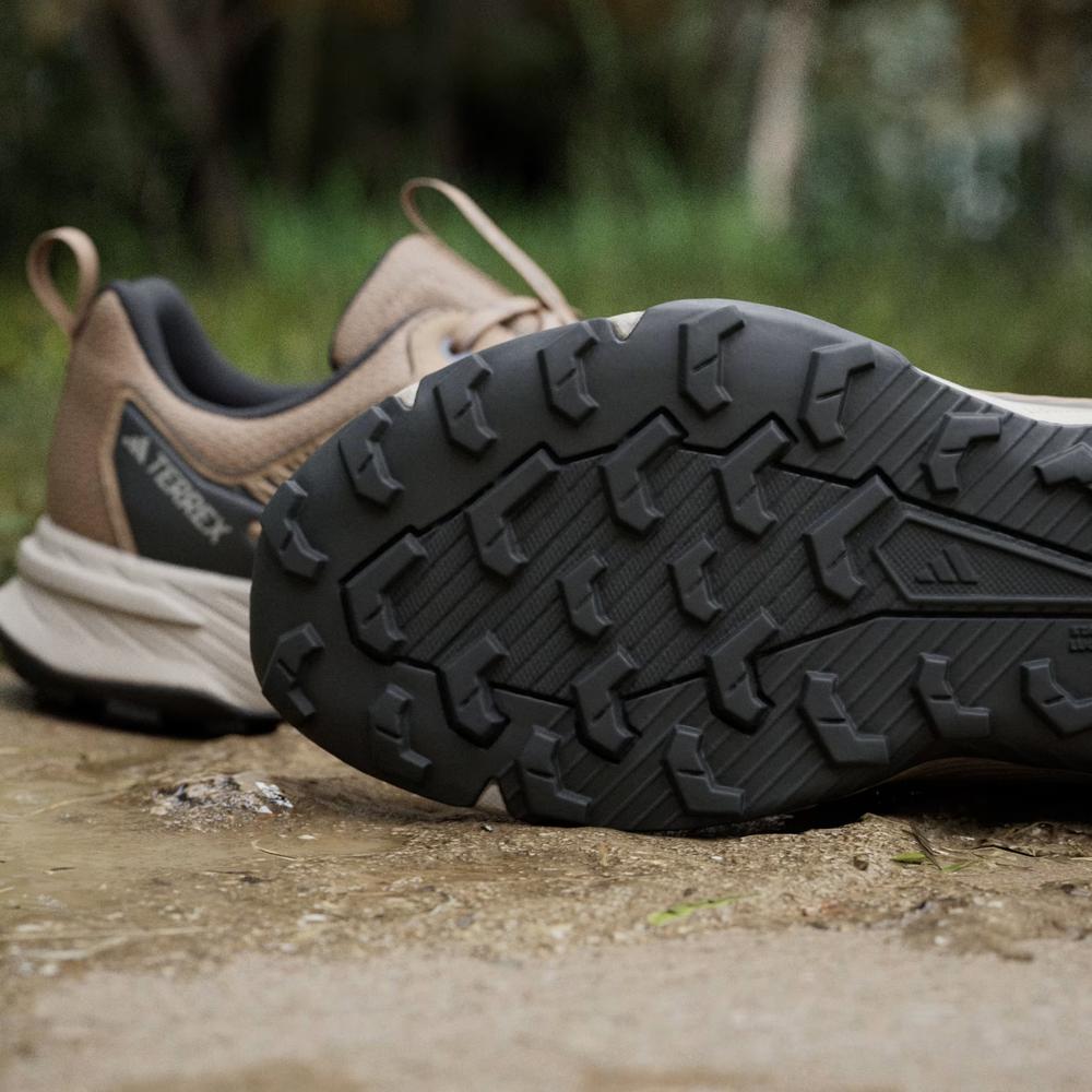 Buty męskie adidas Terrex Tracefinder 2 Climaproof JR7771 - brązowe