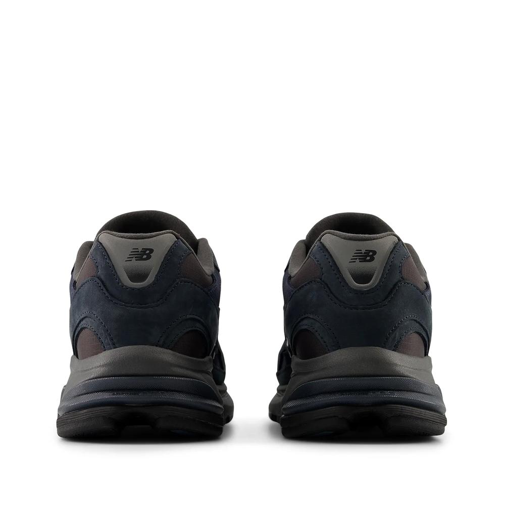 Buty unisex New Balance U201052C - czarne