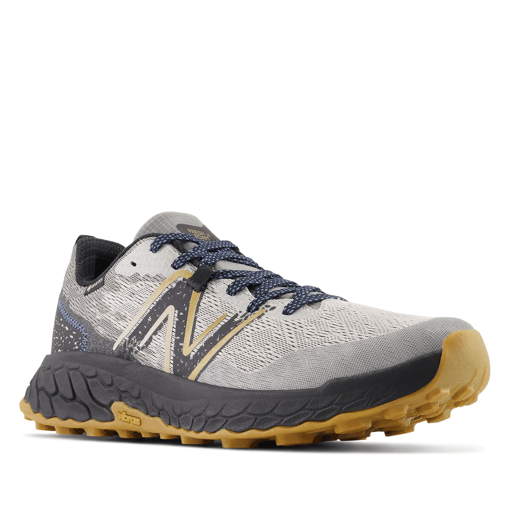 Buty New Balance Fresh Foam Hierro v7 MTHIGQ7 - szare