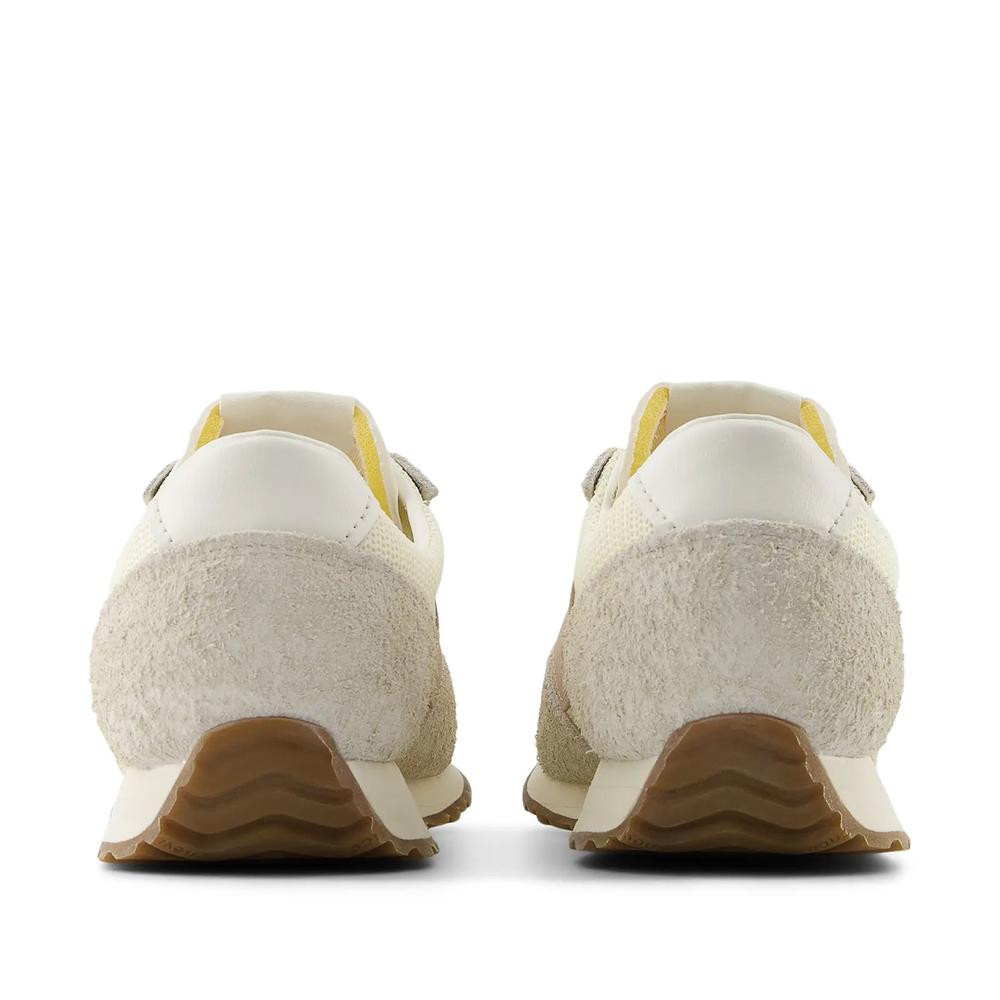 Buty unisex New Balance U471KAA - beżowe