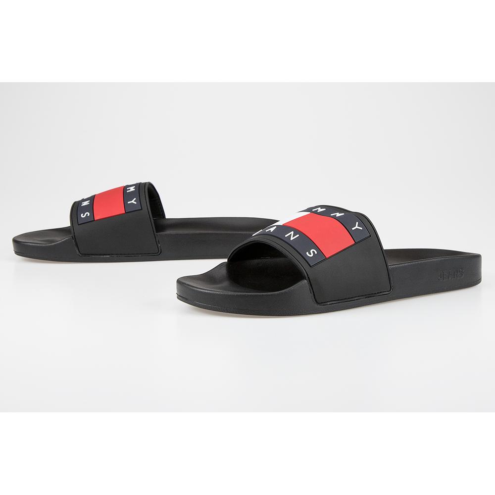 Tommy Jeans Rubber Flag Pool Slides > EM0EM00689-BDS