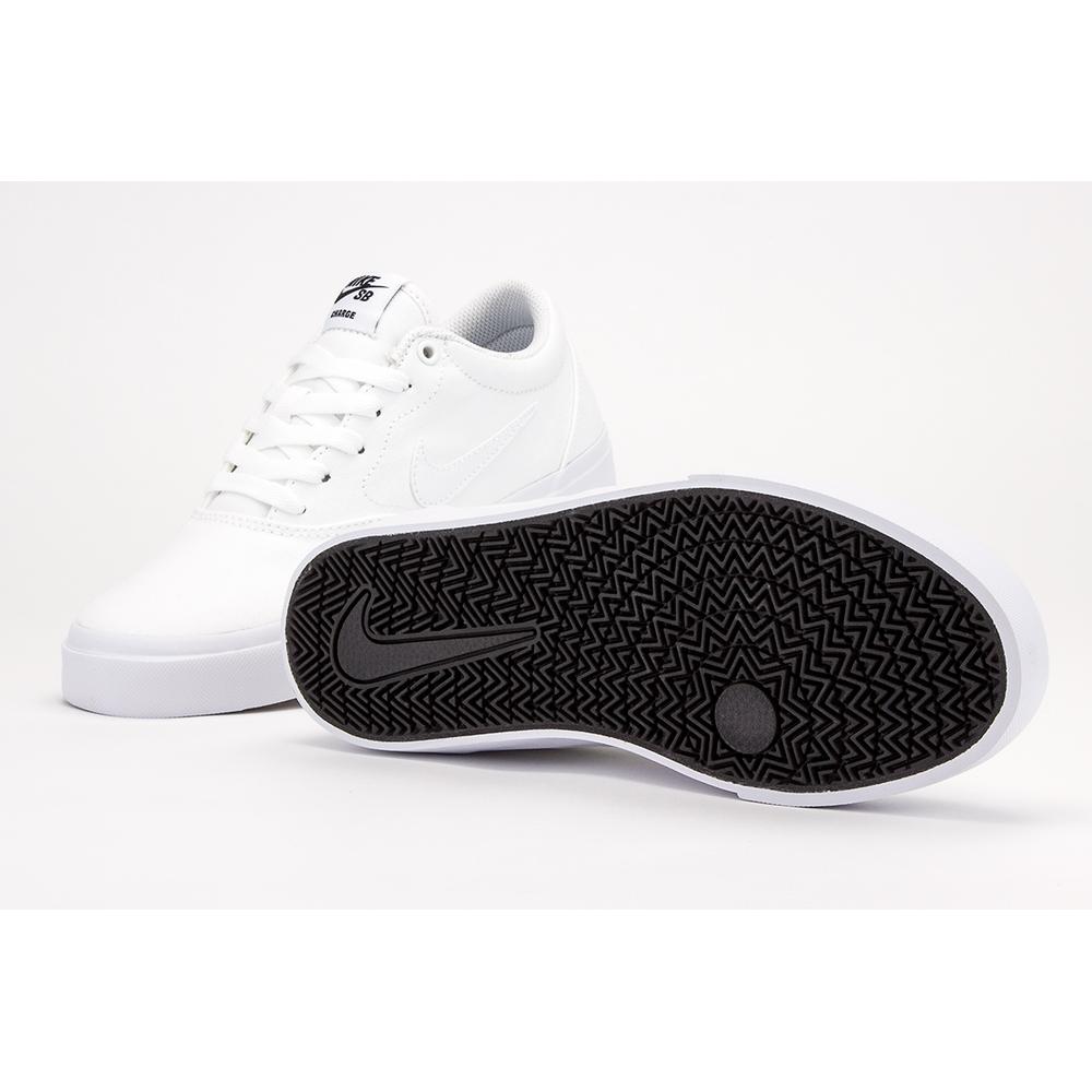 NIKE SB CHARGE CANVAS > CN5269-100