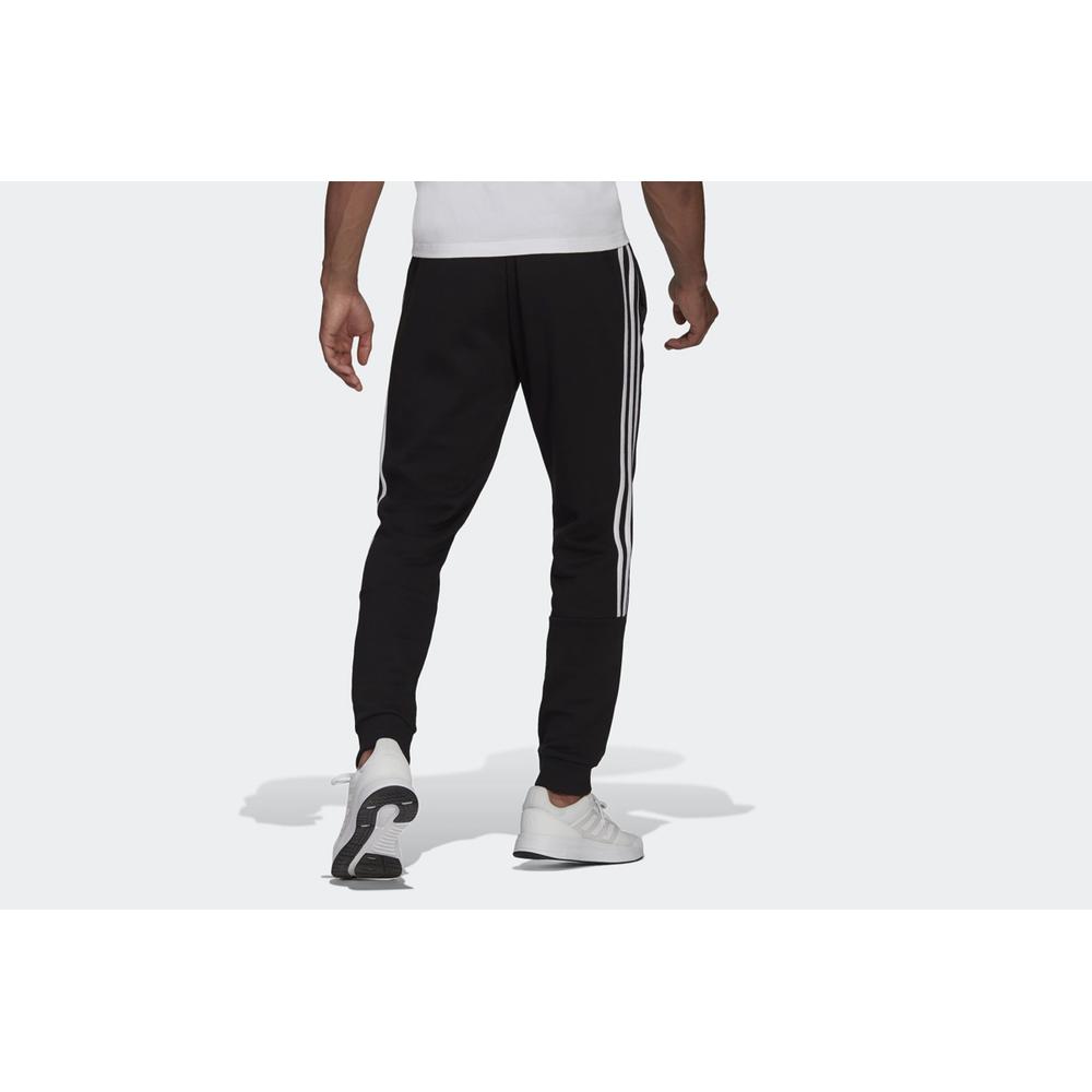 adidas Essentials Fleece Tapered Cuff 3-Stripes Pants > GK8967